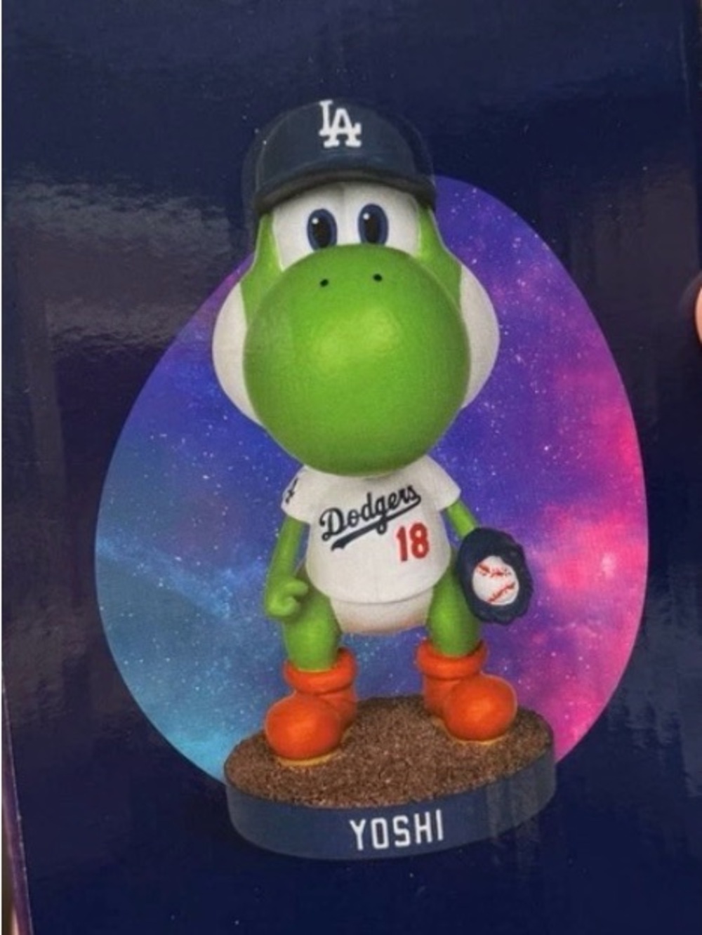 Los Angeles Dodgers Yoshi Figurine - Green 2026